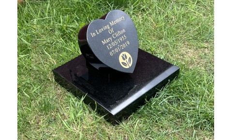 Memorial Granite Heart 10" & Base Memorial Granite Heart 10" & Base